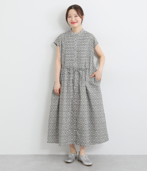 コットンツタ柄細ピンタックウエストドロストフレンチワンピース(カーキ-ONESIZE)
