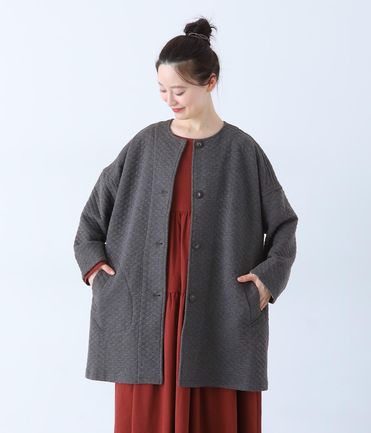 コットンキルトノーカラーコート(チャコール×Meow-F)