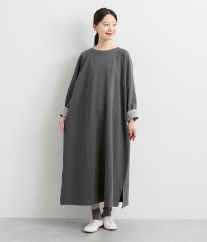 カノコポンチクルーネックワンピース(チャコール×SleepingRose-F)