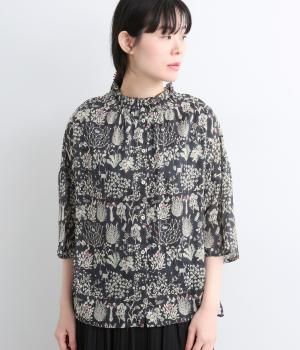 LIBERTYシルフローン　2wayシャーリング6分袖ブラウス