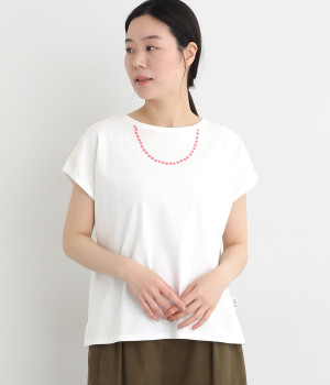 ドライコットン天竺ネックレスプリントフレンチスリーブＴシャツ(ホワイト×ピンク-ONESIZE)
