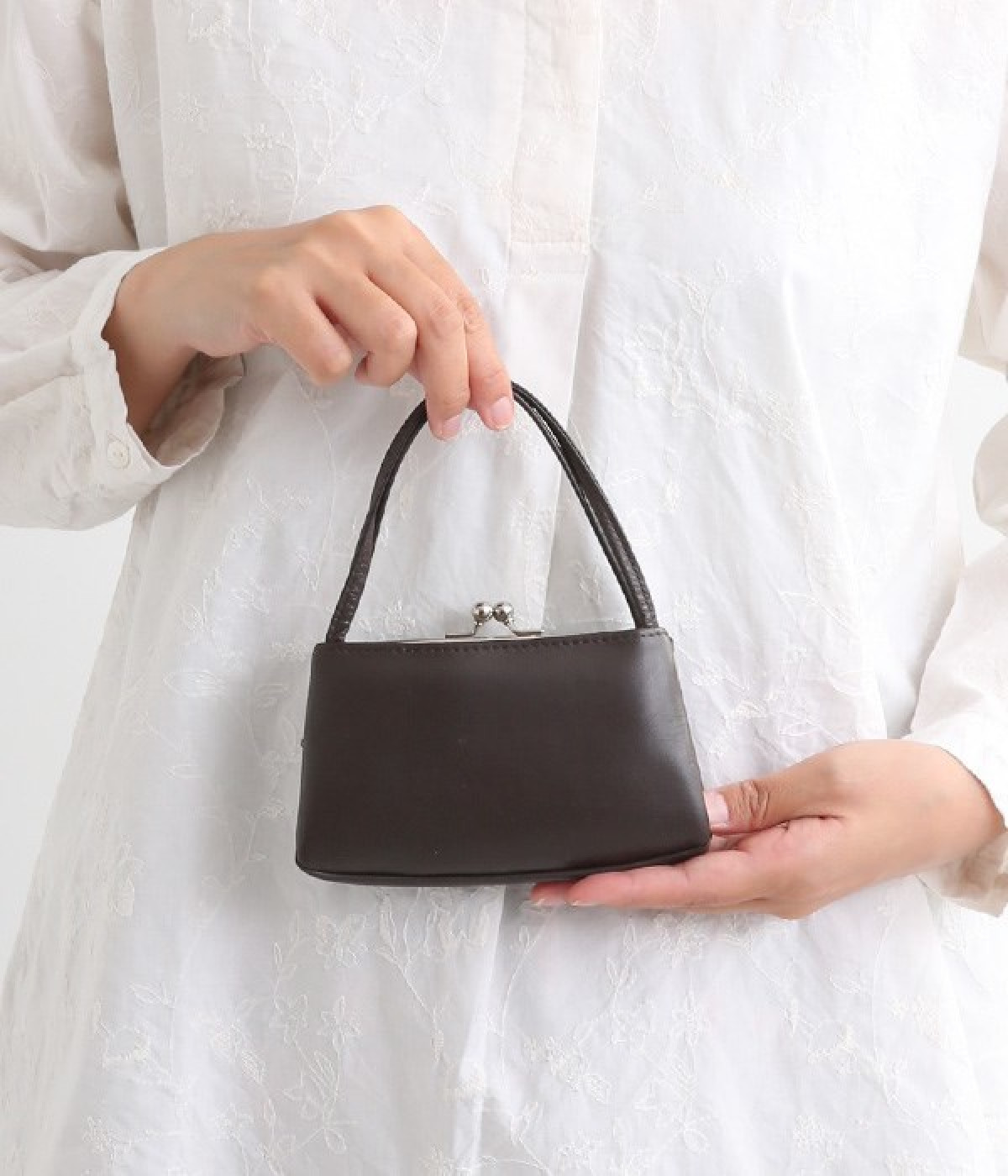 持手付がま口(ブラウン-ONESIZE)