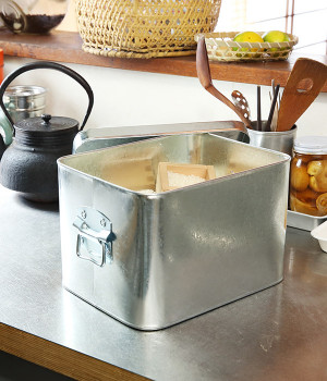 トタンの米びつ　7kg