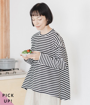 ボーダーフレアTシャツ(オフホワイト×ブラック-ONESIZE)