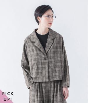 リネン混ショートテーラードジャケット