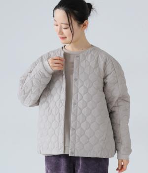 中綿キルト裾ギャザーノーカラーブルゾン(ライトグレー-ONESIZE)