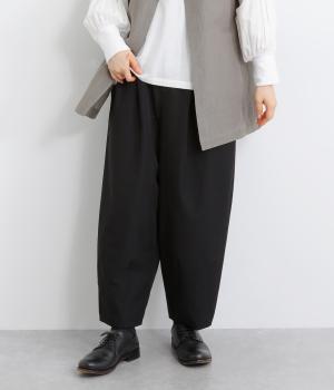 綾織ツイル裾タックアンクル丈コクーンパンツ(ブラック-F)