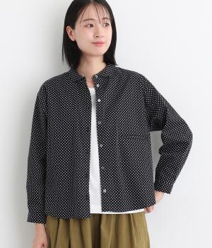 ライトポプリンブロード後ろタックラウンドカラーシャツ(ブラックドット-F)