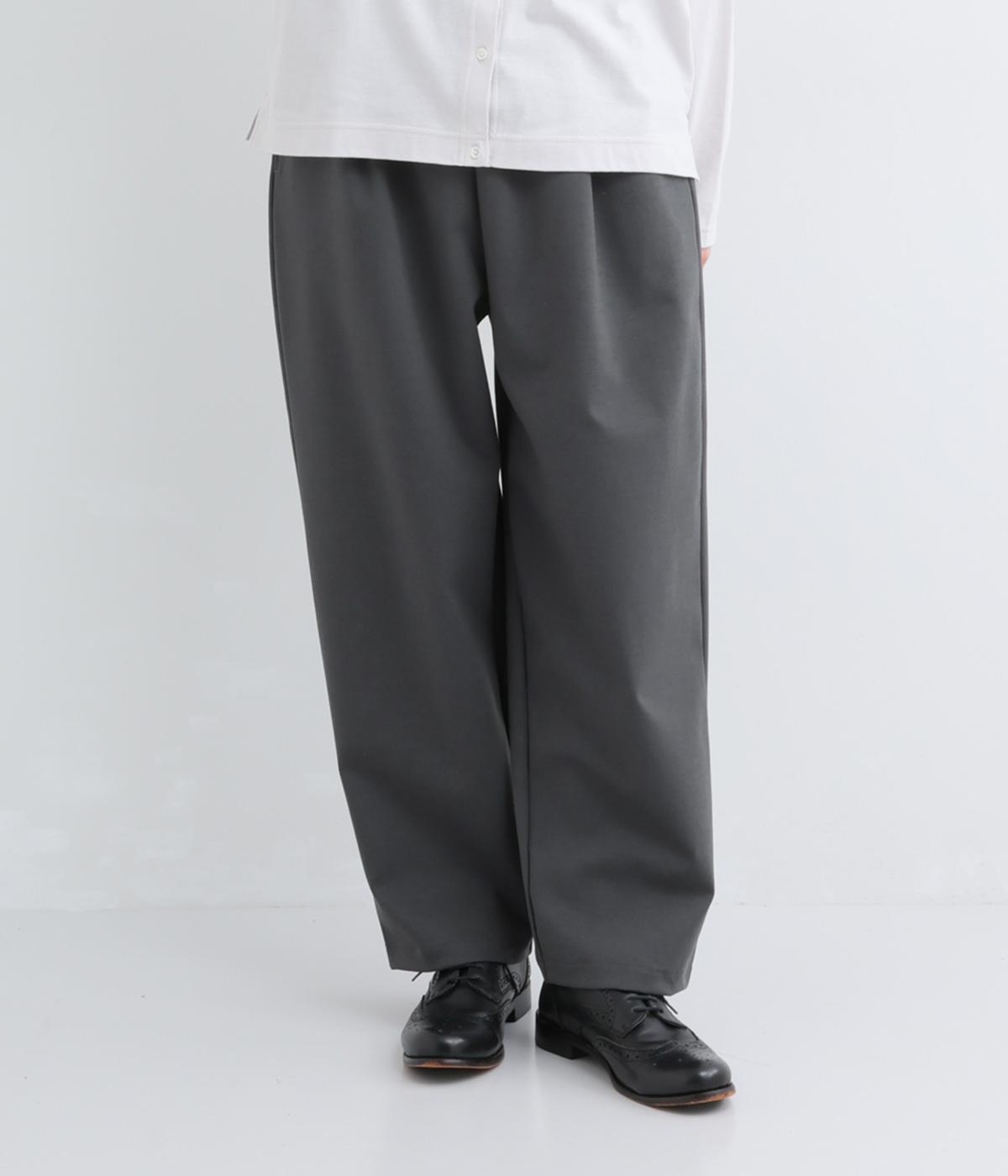 ストレッチポンチタックテーパードパンツ(チャコール-F)