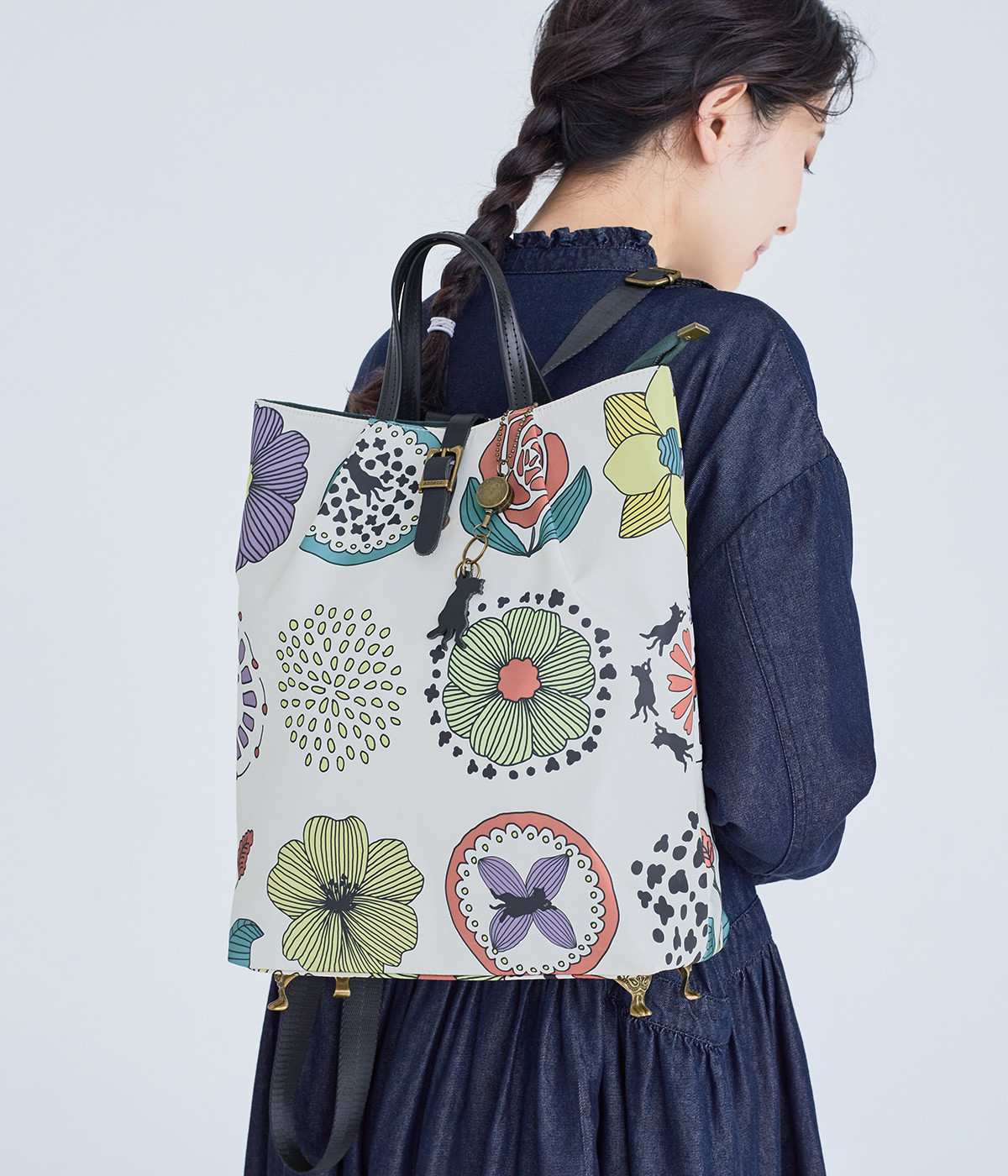 ネコ足　リュック(ホワイト-ONESIZE)