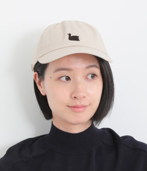スワン刺繍キャップ(ベージュ-ONESIZE)