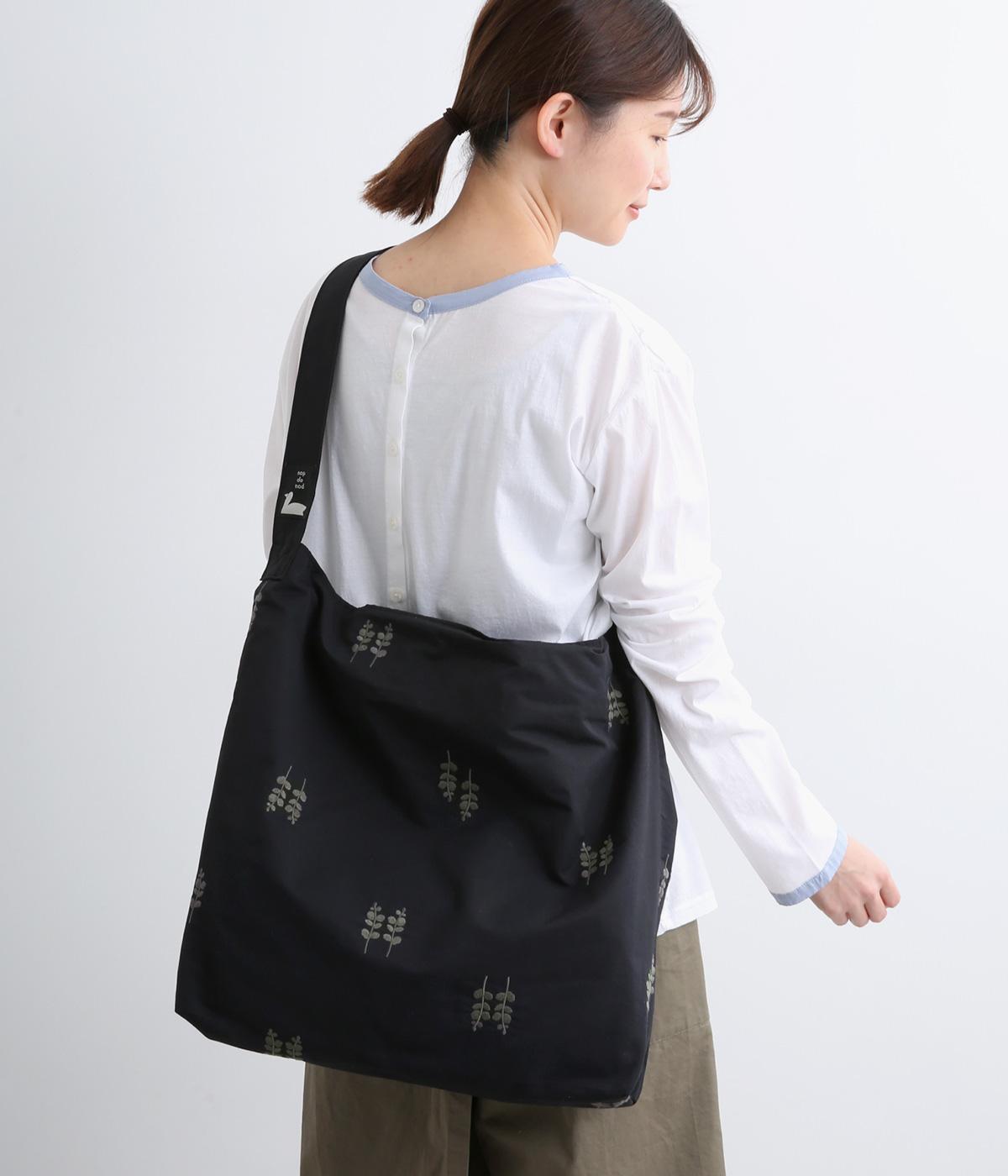 Klud グログラン刺繍ショルダートート L(ブラック-F)