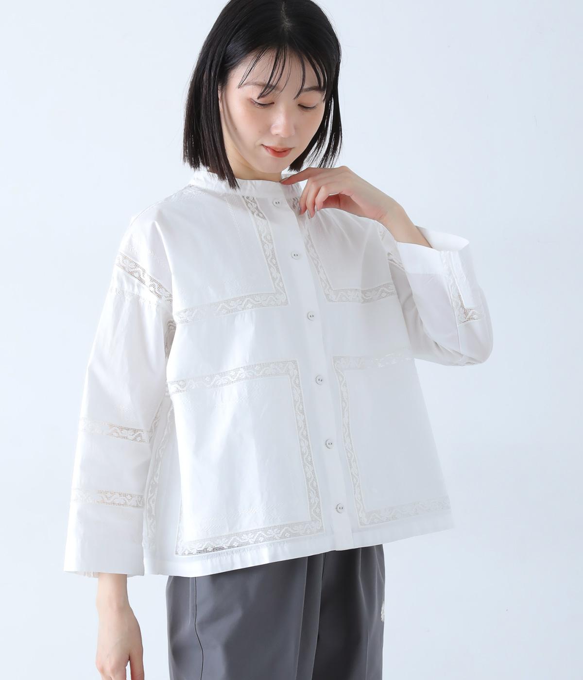 タイプライターハンカチ風刺繍2wayボトルネックブラウス(オフホワイト-F)