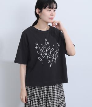 USコットンkukkaプリントTシャツ(ブラック-M)