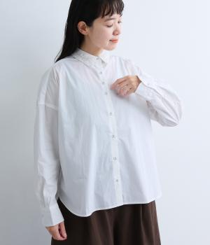 タイプライター刺繍襟シャツ（オフホワイト・M）