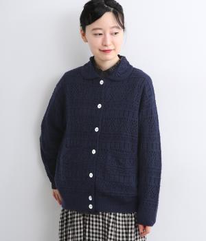 透かし編み襟付きボタンあきセーター（ネイビー・M）