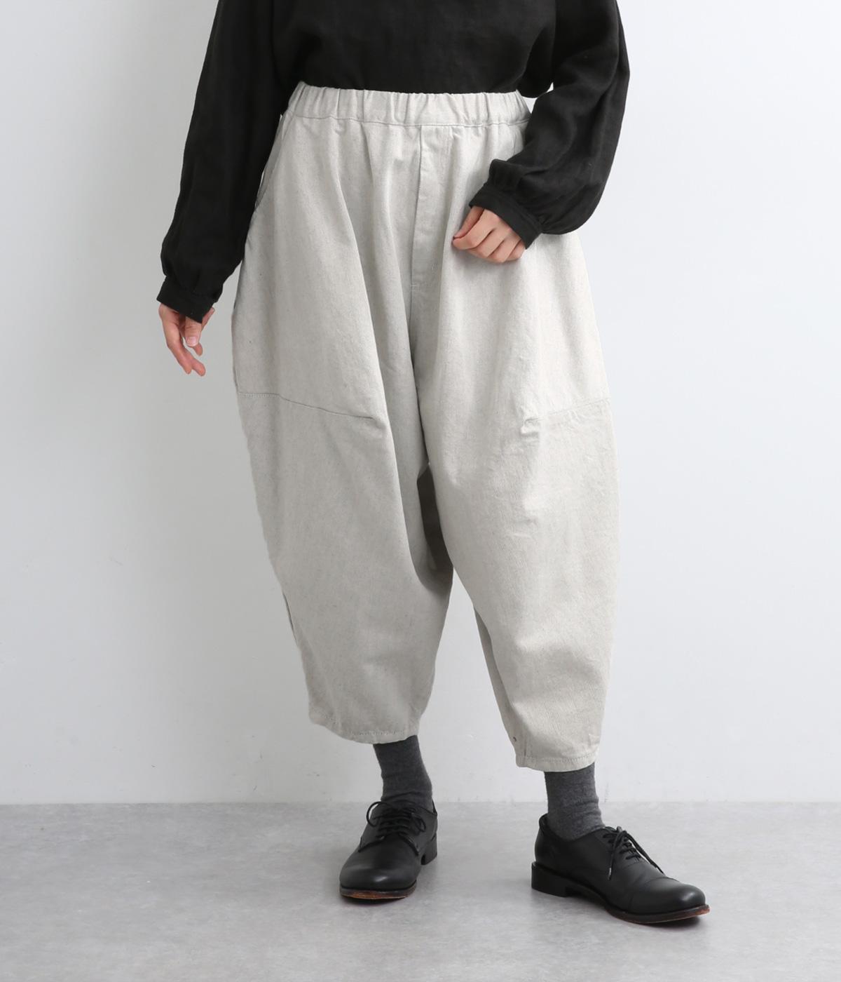 コットン白黒デニムポインテッドデニムパンツ(ホワイト×ブラック-1)