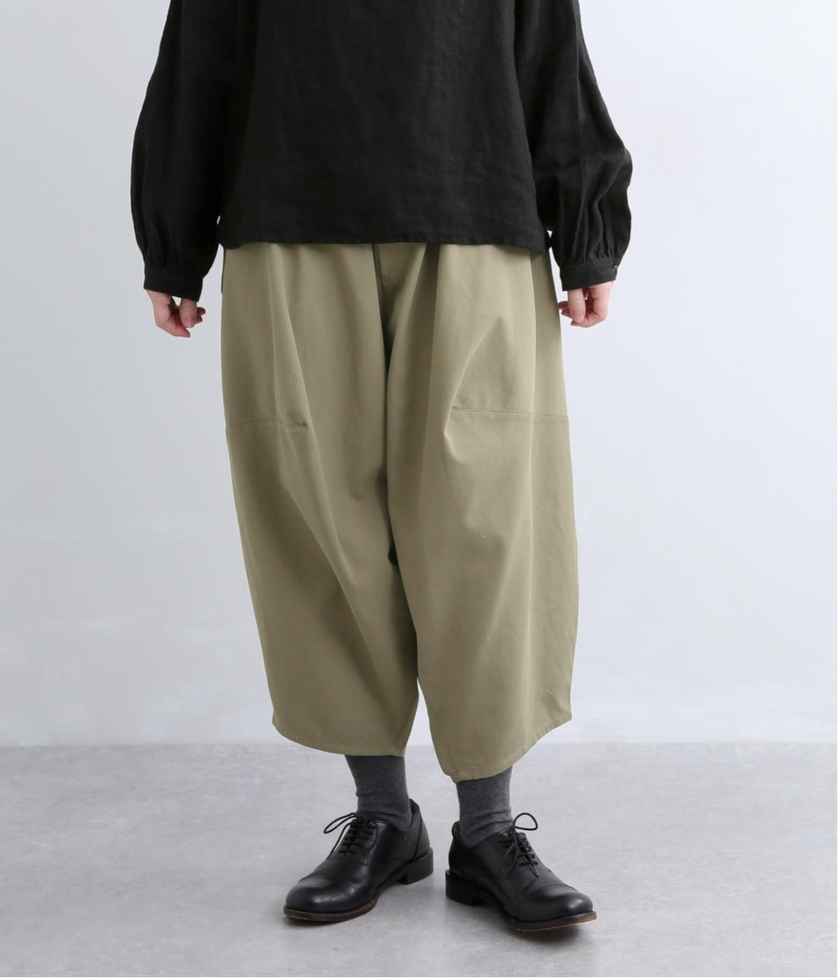 八分カツラギポインテッドパンツ｜nunuforme（ヌヌフォルム）の商品詳細