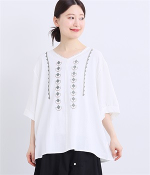 刺繍 Vネックプルオーバー(オフホワイト-ONESIZE)