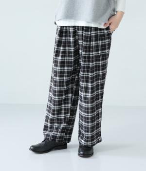 タータンチェック風ストレートタックパンツ(ブラック-F)