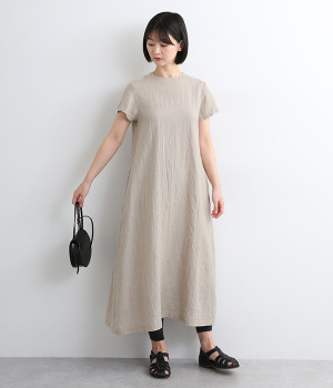 リネンワッシャー後ろあき半袖ワンピース(ベージュ-ONESIZE)