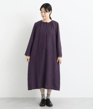 リトアニアリネンくるみ釦ノーカラーギャザーワンピース(パープル-F)