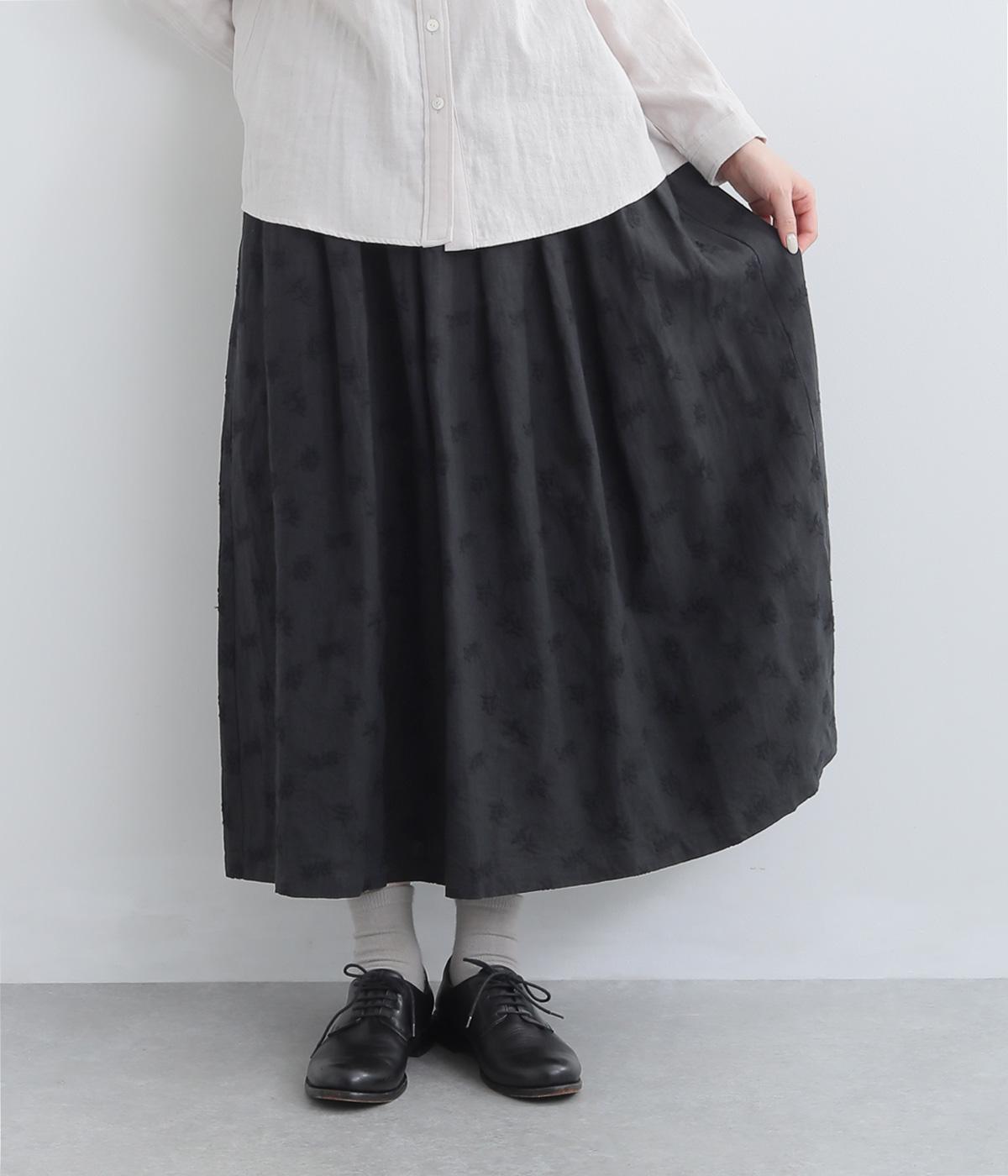 リネンオリーブ刺繍タックスカート(クロ-F)