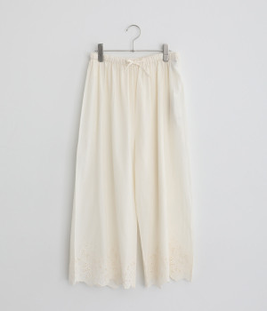 コットン 裾刺繍8分丈ペチパンツ(アイボリー-ONESIZE)