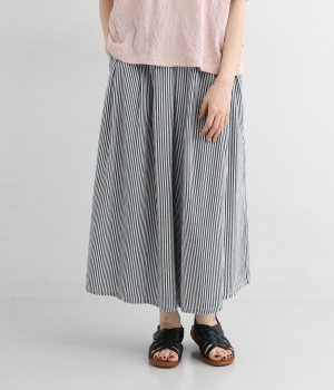 インディゴ染布帛デニム 8分丈タックワイドフレアパンツ(アイボリー-ONESIZE)