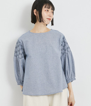 袖切り替え刺繍7分袖ブラウス(ブルー千鳥柄-ONESIZE)