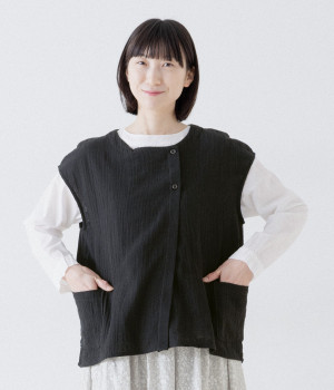 ダブルガーゼ 前開き ベスト(ブラック-ONESIZE)
