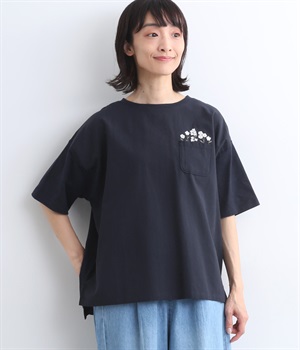 コットン天竺 ポケット付き 花柄刺繍カットソー(ネイビー-ONESIZE)