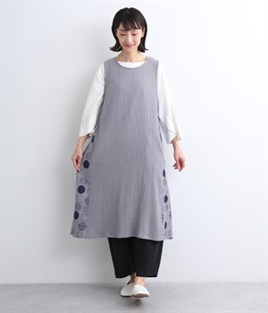 楊柳Wガーゼ ドットプリント切替ワンピースエプロン(ブルー-ONESIZE)