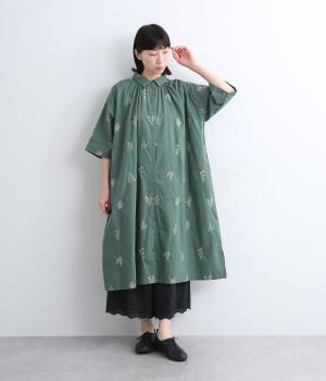 コットンキャンブリック 花柄総刺繍 前あきワンピース(グリーン-ONESIZE)