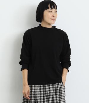 アルガンオイル配合起毛スモッキング刺繍入りプルオーバー(ブラック-F)