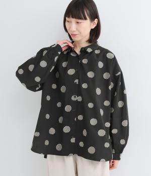 ランダムドット　コットンギャザーブラウス(ブラック-F)