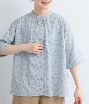 コットンキャンブリック花柄プリントブラウス(ブルー-ML)
