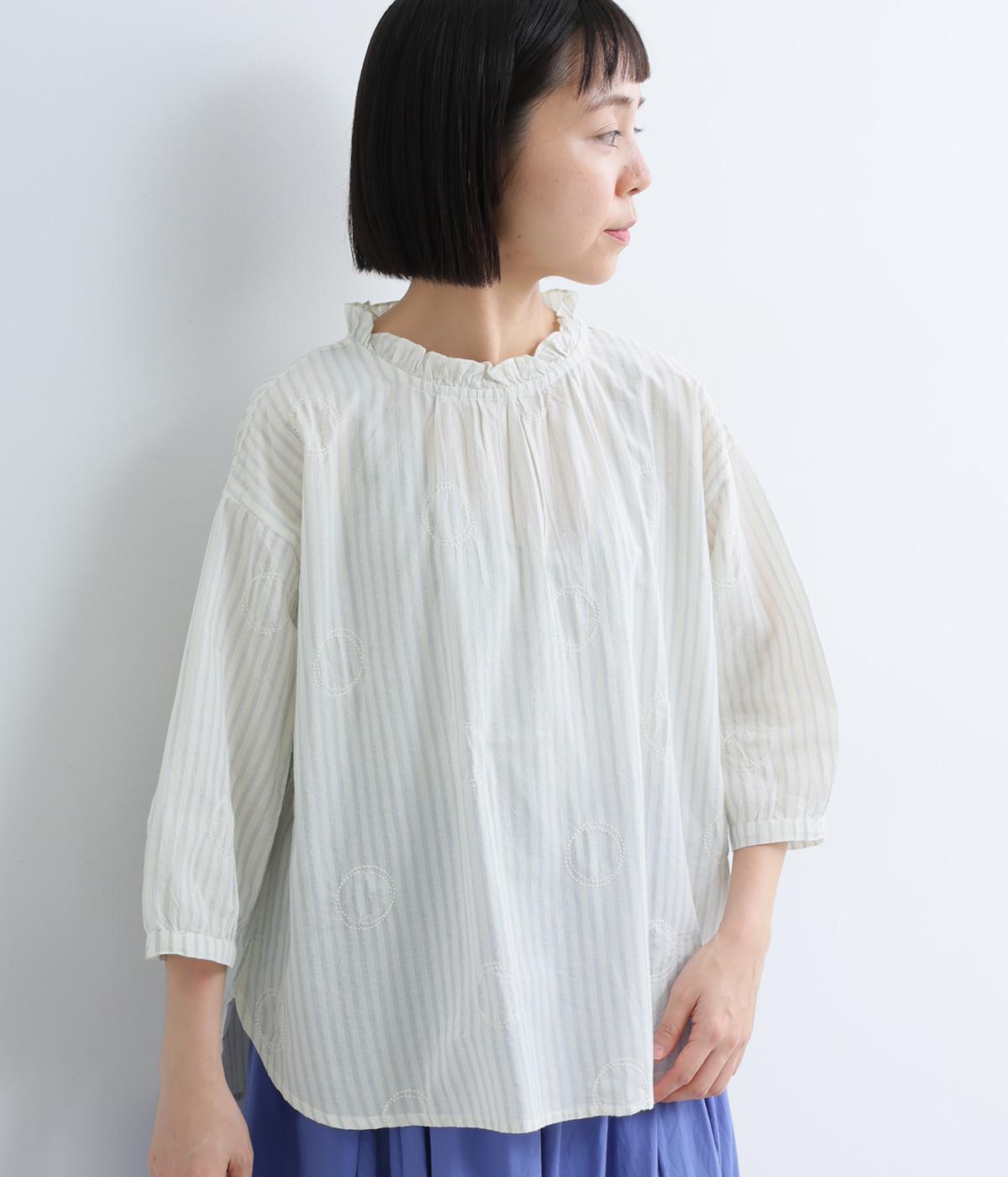 コットン柄アソート　ネックフリル付きブラウス(アイボリー-ML)