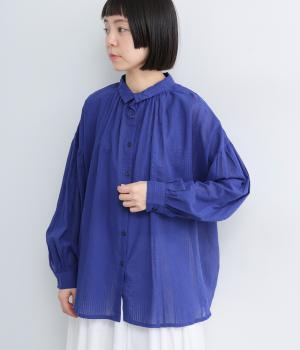 先染めコットンシアサッカー　前あきシャツブラウス