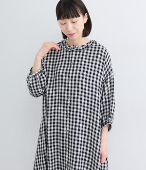 コットン楊柳Wガーゼ　襟フリルワンピース(ブラック×ホワイト-F)