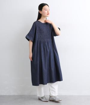 コットン布帛デニム　スモッキング刺繍ワンピース(ネイビー-F)