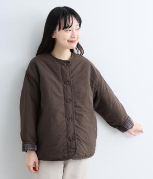 リバーシブルショート丈中綿キルティングコート（ブラウン×ブラウン系チェック・ML）