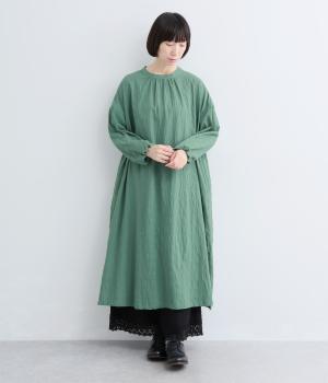 ドロップショルダーバルーン袖ギャザーワンピース（グリーン・ML）