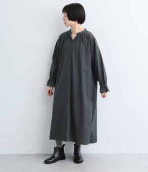 表起毛コットンリネン刺繍ゆるスッキパーワンピース（ダークグレー・ML）