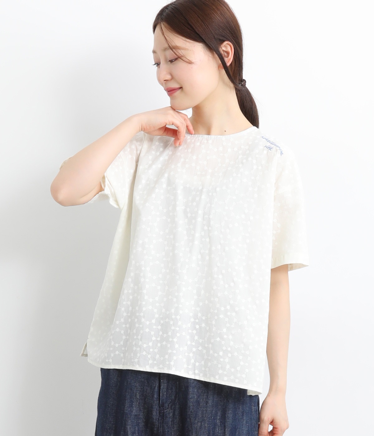 コットン刺繍風ドット柄プリントプルオーバー(オフ-L)