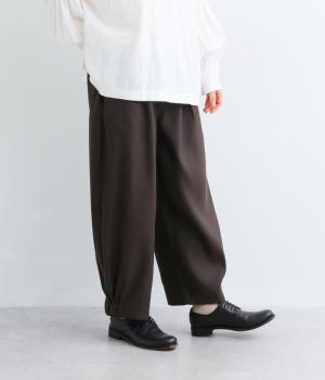 裾ゴムパンツ