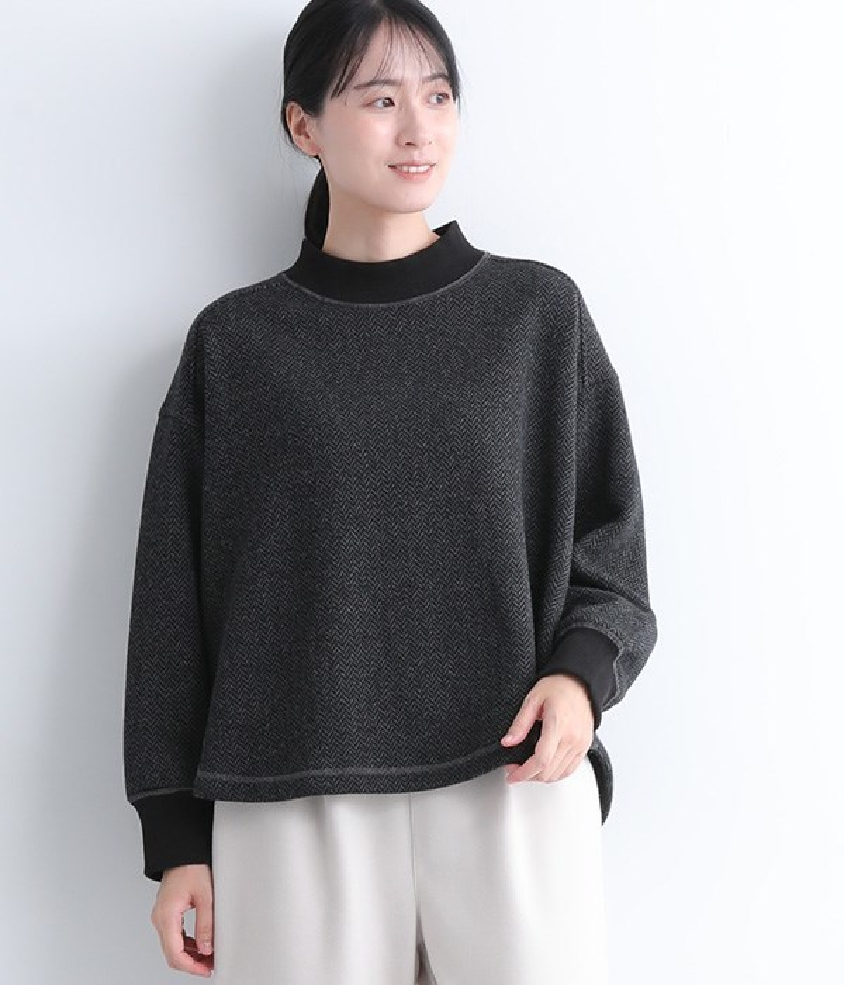 コラボ｜ヘリンボーン編み裏起毛リブプルオーバー(チャコール-ONESIZE-【コラボ】)