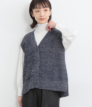 テープヤーンニットベスト