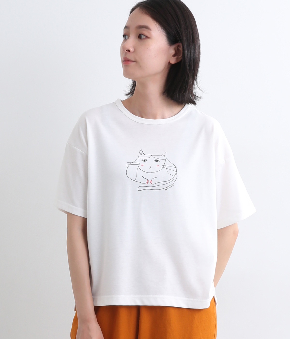 コットンブレンド天竺ハチワレネコTシャツ(オフホワイト-M)
