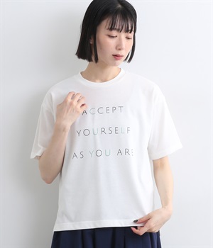 コットンブレンド天竺レタープリントTシャツ(オフホワイト-L)